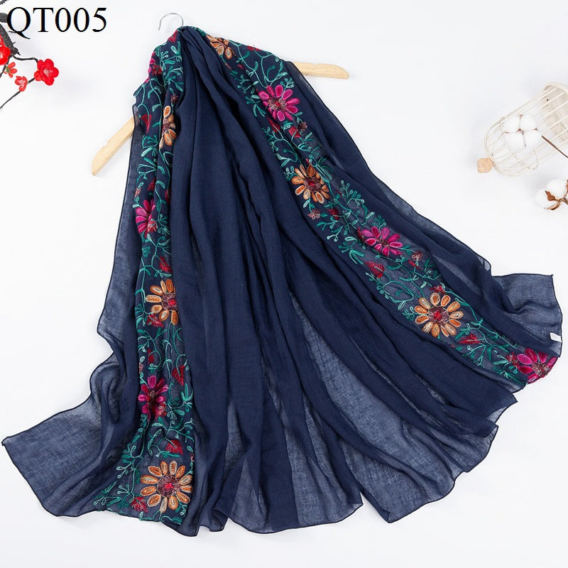 Women's Ethnic Style Fashionable Cotton Vintage Travel Shawl Flower Scarfs