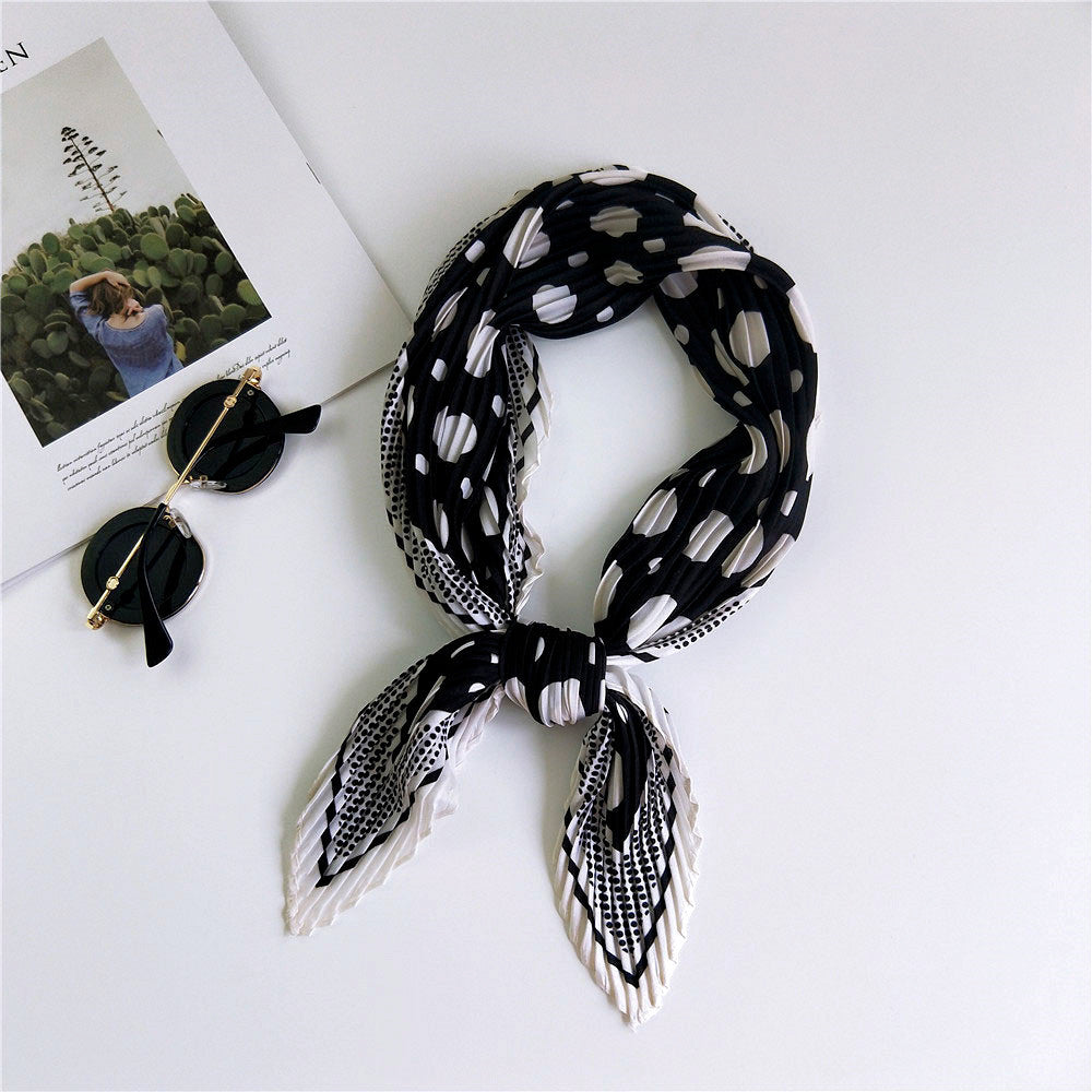 Women's Pleated Korean Style Small Square Towel Scarfs