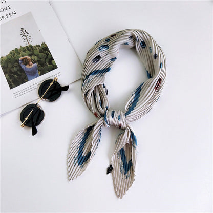 Women's Pleated Korean Style Small Square Towel Scarfs