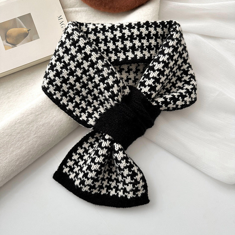 Women's Knitted Small Korean Warm Perforated Neck Protection Scarfs