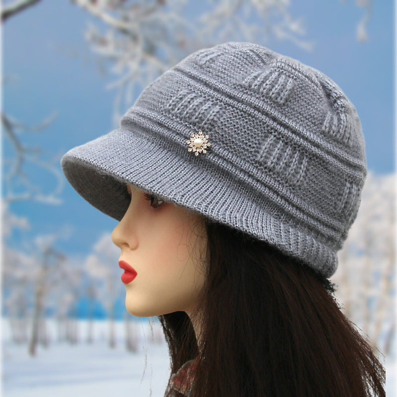 Women's Wild Fleece Lined Padded Warm Keeping Hats & Caps