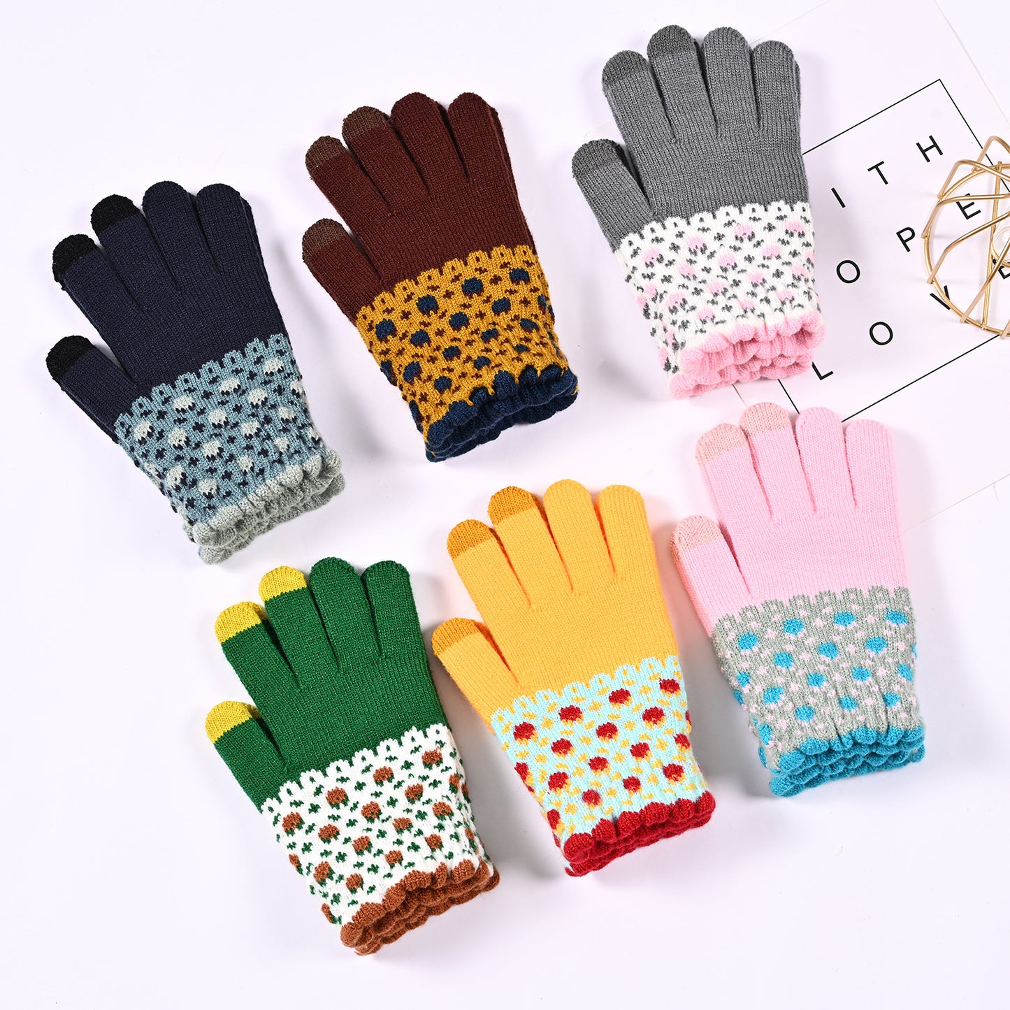 Women's & Men's Screen Winter Cute Pineapple Knitting Fleece Lined Gloves