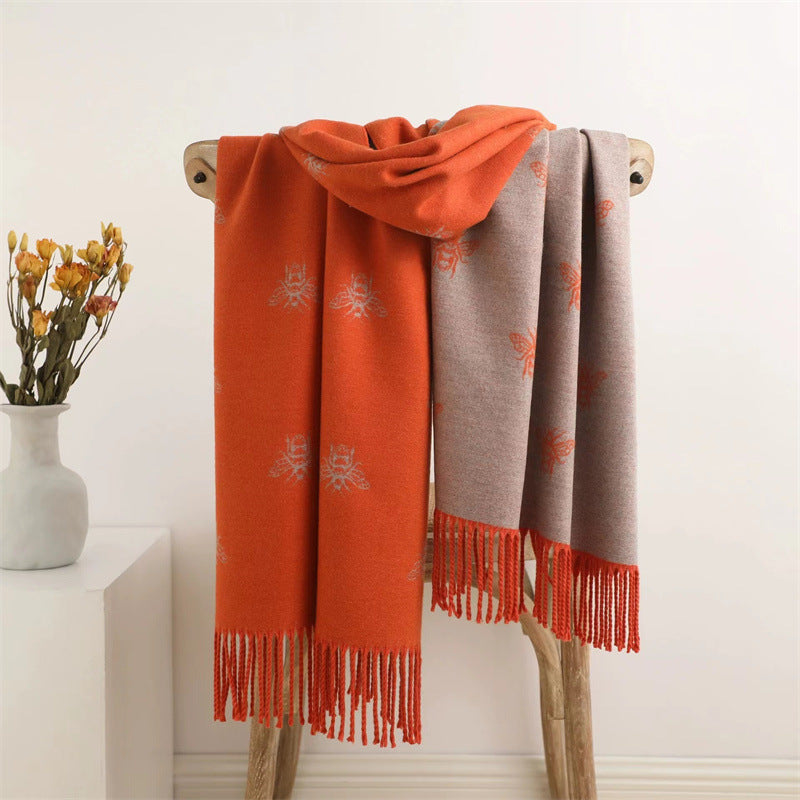 Women's Korean Bee Fashionable Long Beard Warm Scarfs