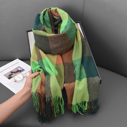 Women's Style Artificial Cashmere Classic Plaid Casual Tassel Scarfs