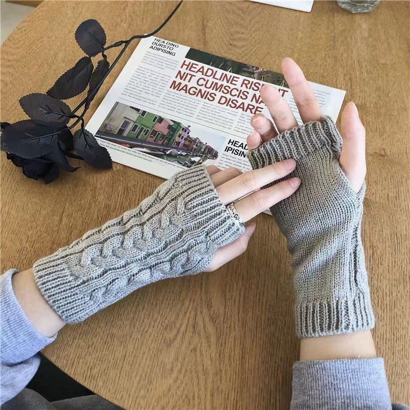 Women's & Men's Solid Color Open Writing Knitting Wool Gloves