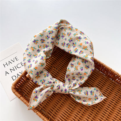 Women's Cotton Linen Small Square Towel Silk Artistic Fashionable Elegant Scarfs