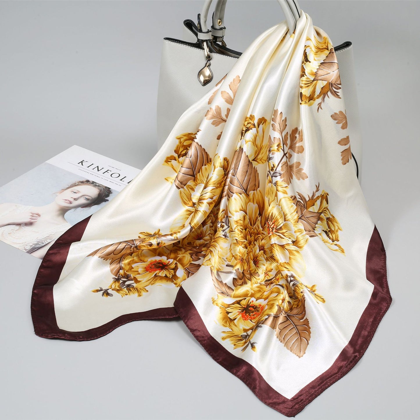 Large Kerchief Printed Female Mother's Outer Scarfs