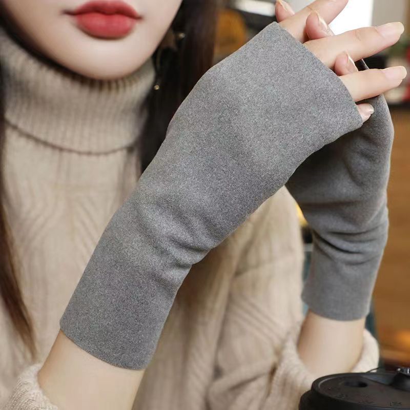 Women's & Men's Winter Self-heating Half Finger Touch Screen Gloves