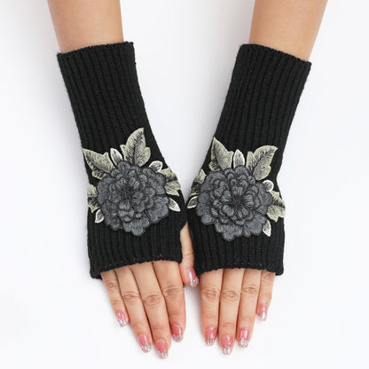 Women's Half Finger Fingerless Fashionable Warm Short Gloves