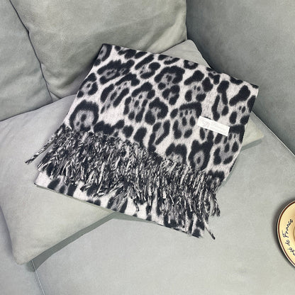 Women's Korean Style Leopard Print Winter High-grade Artificial Scarfs