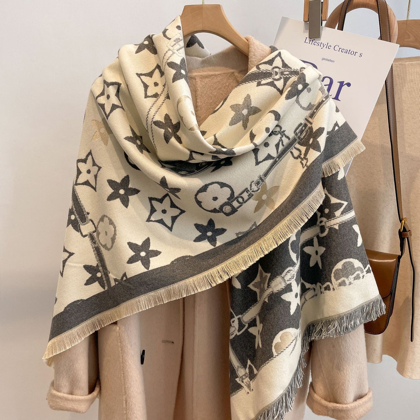 Women's Artificial Cashmere Five-pointed Star Pattern Thickened Scarfs