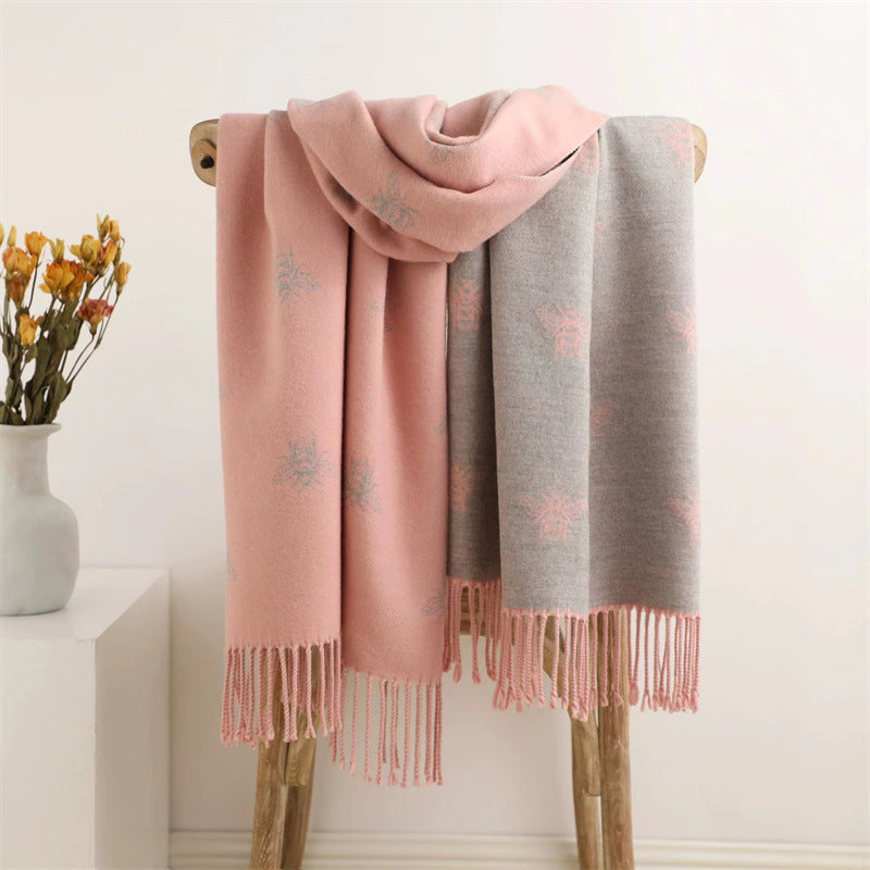 Women's Korean Bee Fashionable Long Beard Warm Scarfs