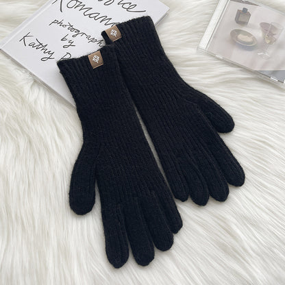 Color Procurement Service Of Korean Labeling Finger Exposed Gloves