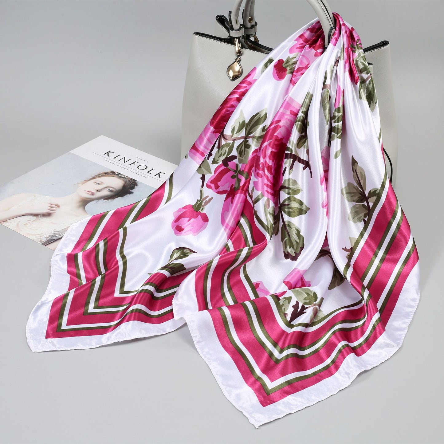 Large Kerchief Printed Female Mother's Outer Scarfs