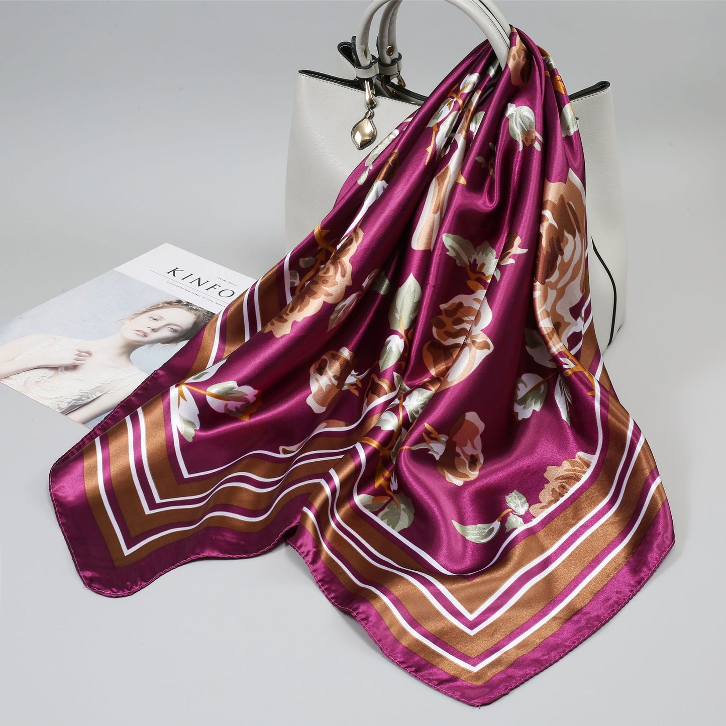 Large Kerchief Printed Female Mother's Outer Scarfs