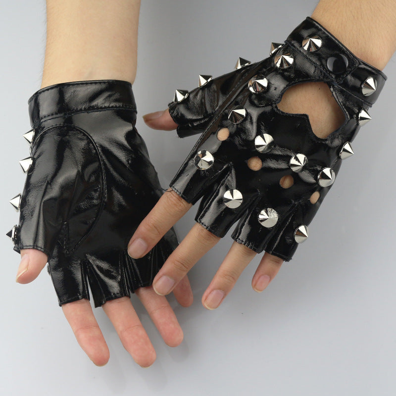 Women's Dancing Half Finger Leather Ding Design Fashion Punk Gloves