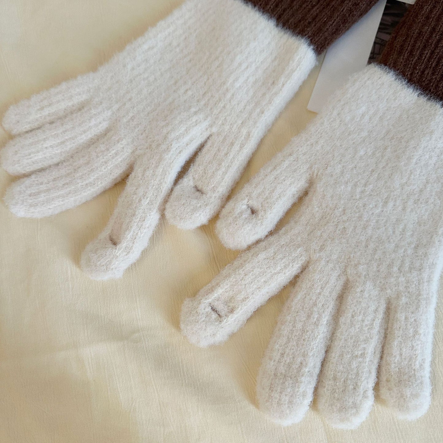 Women's Picture Scroll Color Matching Knitted Five-finger Thickened Warm Gloves