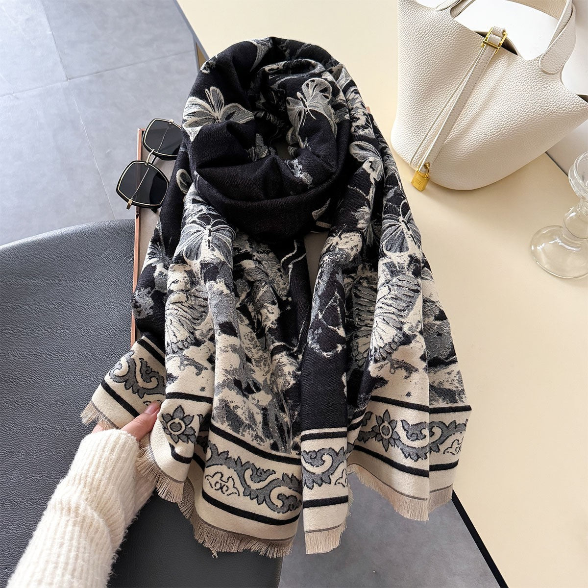 Warm Fashion Elegant Air-conditioned Room Shawl Scarfs