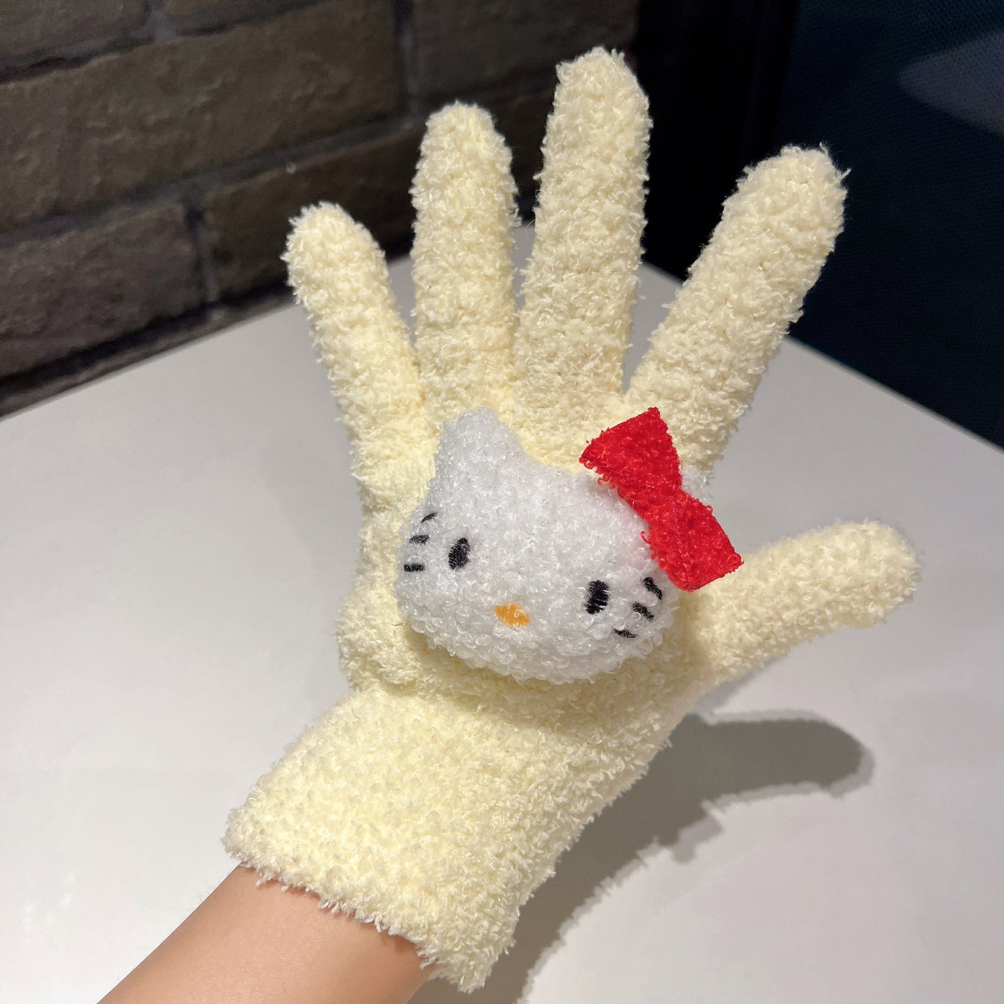 Little Bee Plush Coral Fleece Riding Gloves