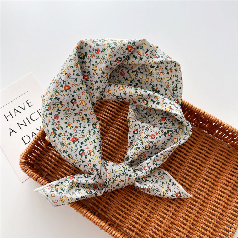 Women's Cotton Linen Small Square Towel Silk Artistic Fashionable Elegant Scarfs