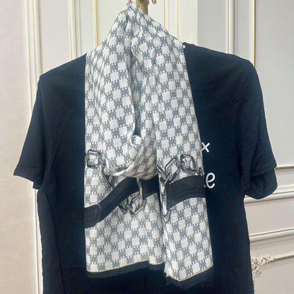 Women's Cotton Linen Printed With Letters Fashionable Scarfs