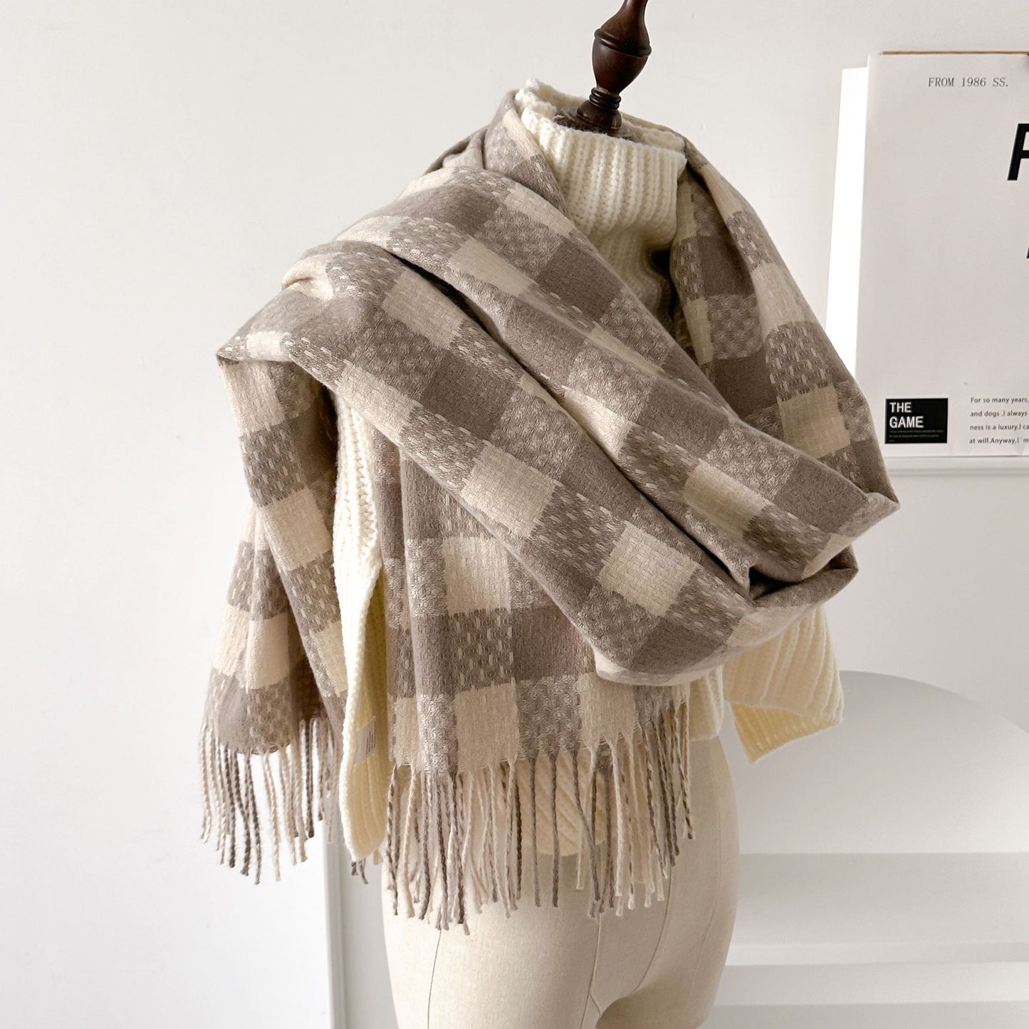 Plaid For Winter Black White Thickened Scarfs