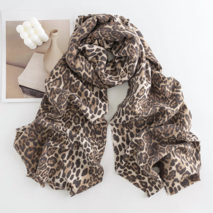 Women's Leopard Print High-grade Soft Warm Cashmere Scarfs