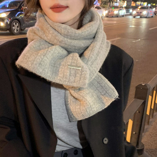 Women's Wool Blended Textile Iron Standard Soft Scarfs