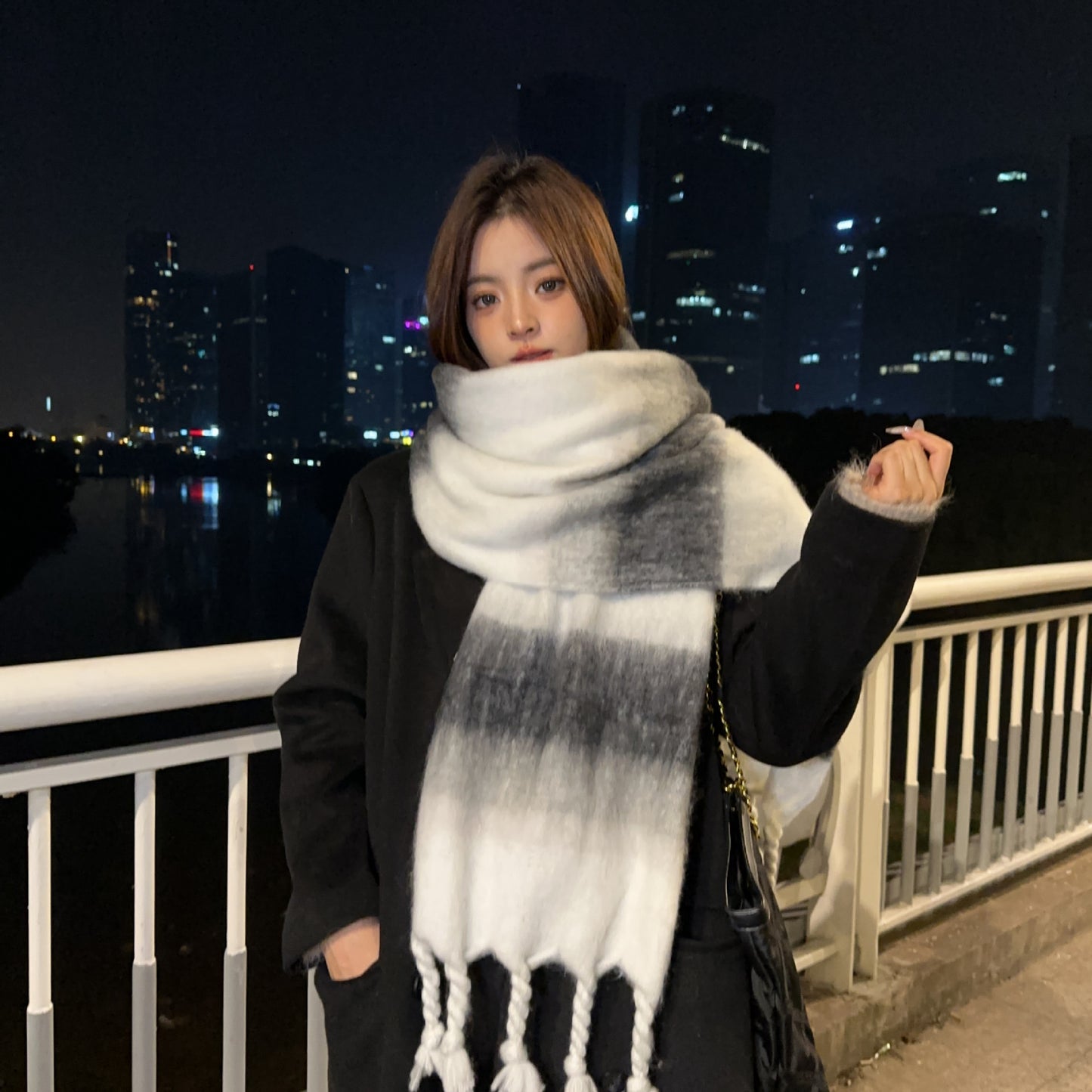 Women's & Men's Black White Plaid Korean Style Couple Scarfs