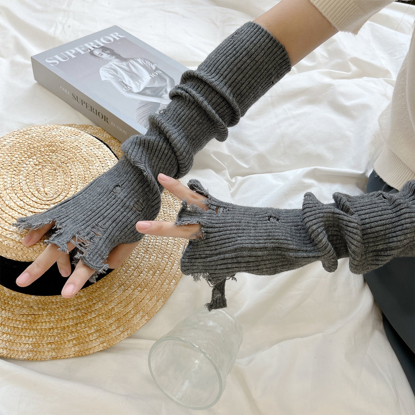 Hole Korean Fingerless Warm Arm Guard Gloves